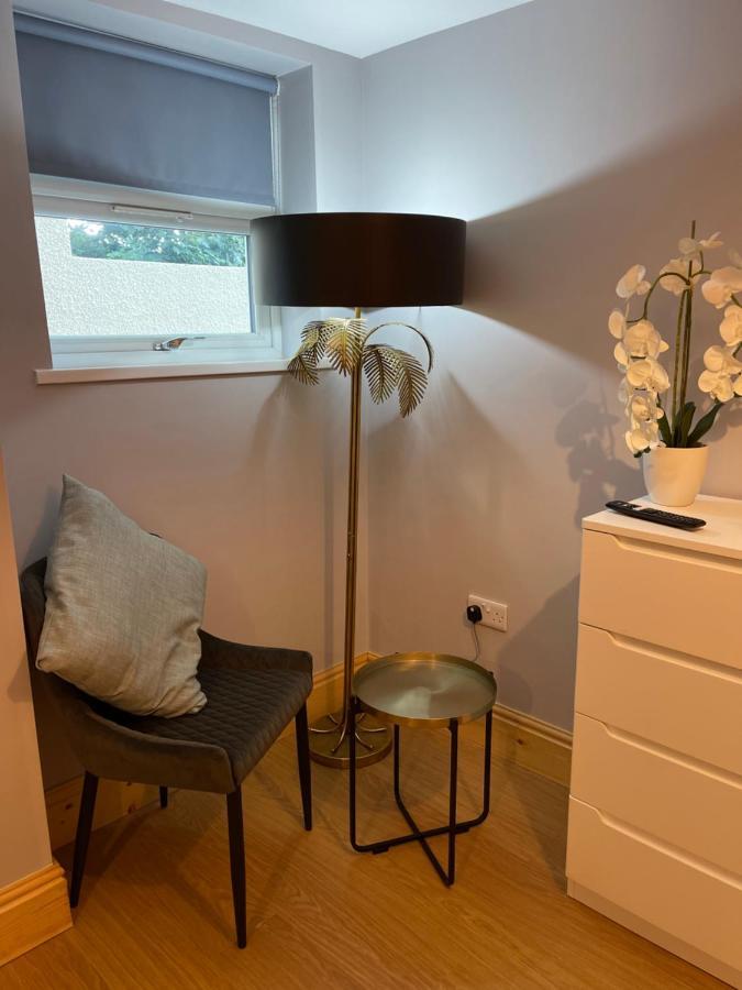 West Midlands-2 Double Bed Apartment Dudley