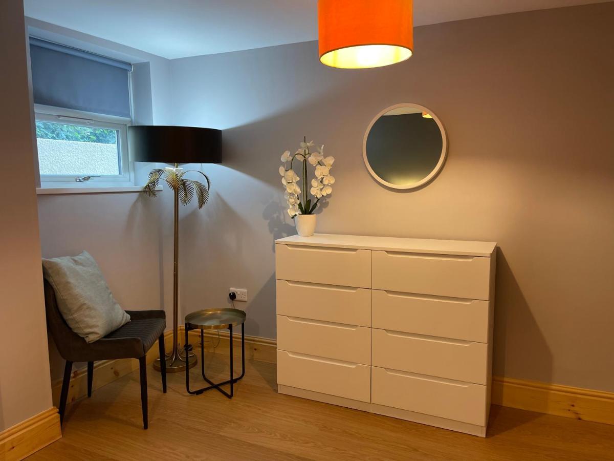 West Midlands-2 Double Bed Dudley